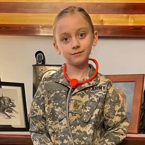 Meet your Posher, Lorraine